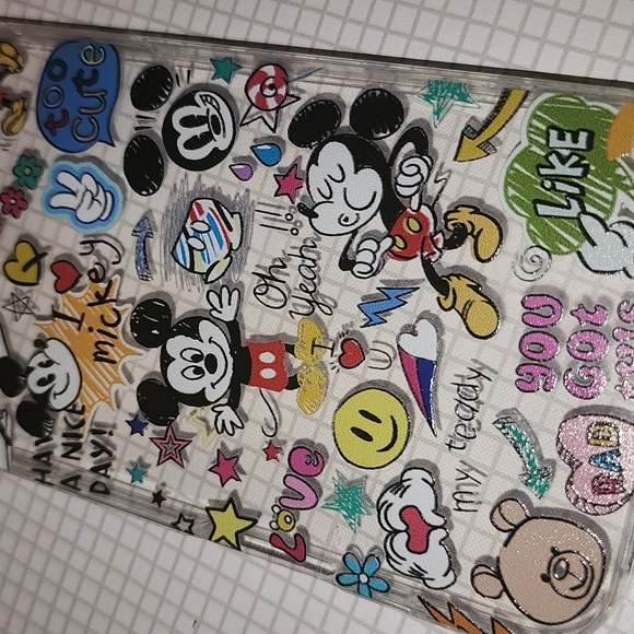 Brand new Mickey Mouse Iphone 16 Pro Max Silicon Cellphone case - Picture 5 of 6